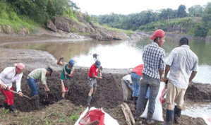 Ayuda humanitaria para rehabilitar 2 escuelas rurales en La Cruz de Río