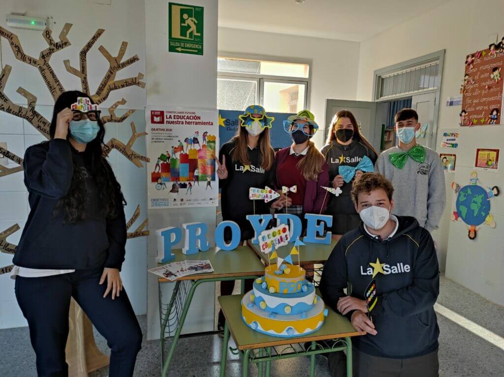 33 años proyde